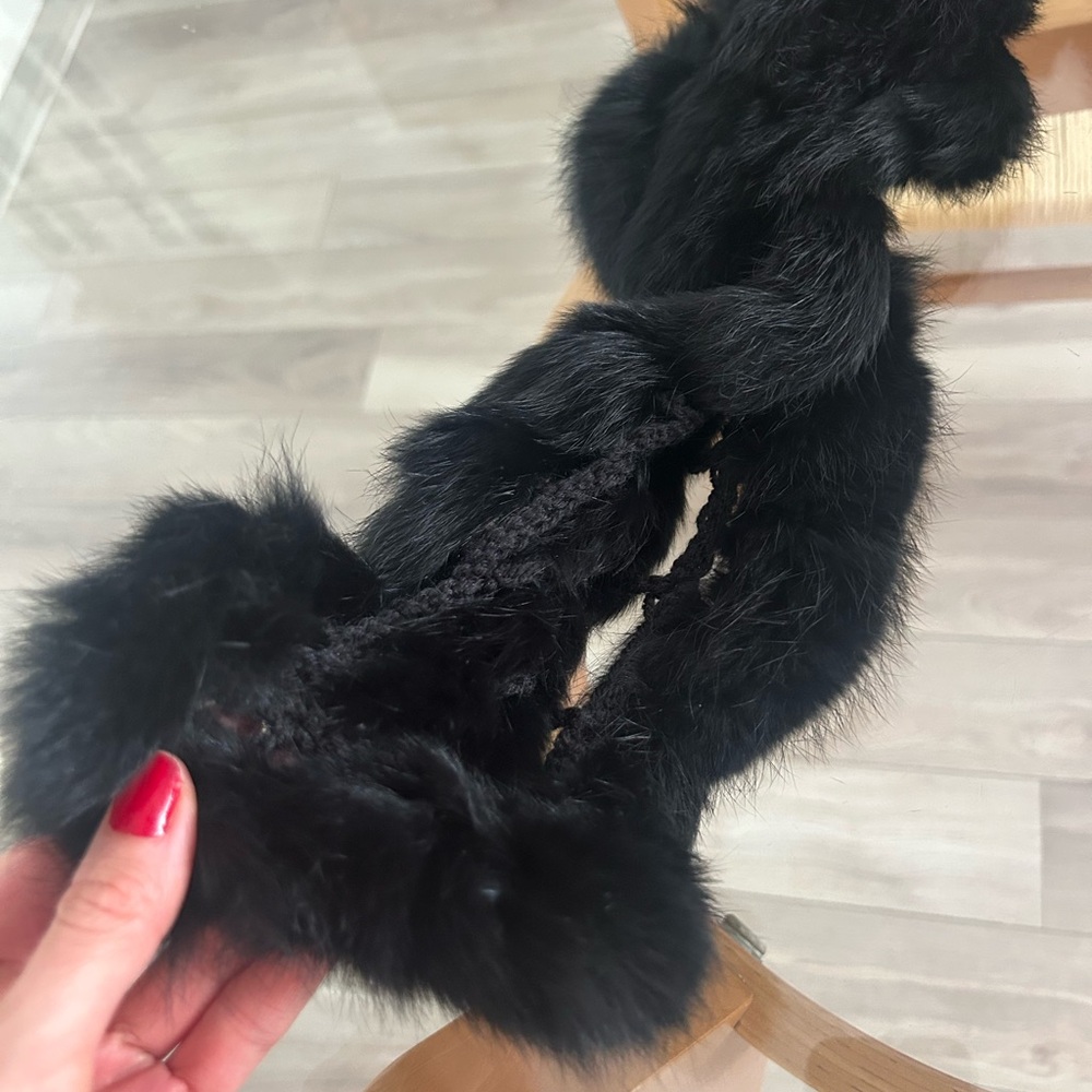 Authentic Rabbit Black Fur Scarf - Picture 2 of 5